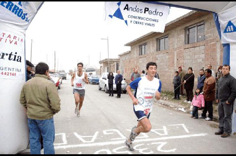 Miguel NÃºÃ±ez se convirtiÃ³ ayer en el ganador repetido de la competencia organizada por ARBO Fotos Claudio MartÃ­nez 