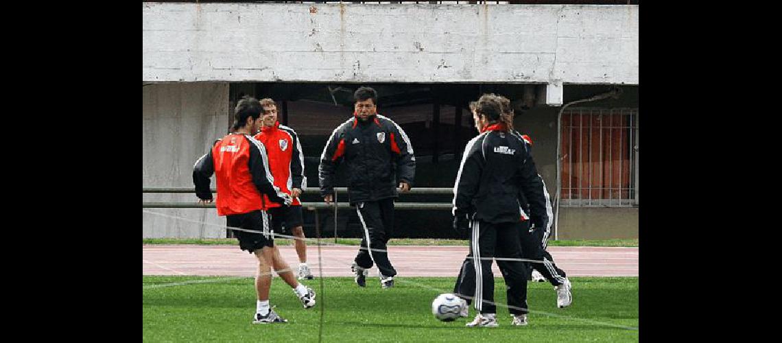 River tendrÃ esta tarde su presentaciÃ³n en la temporada 20072008 nada menos que ante el campeÃ³n San Lorenzo Archivo 