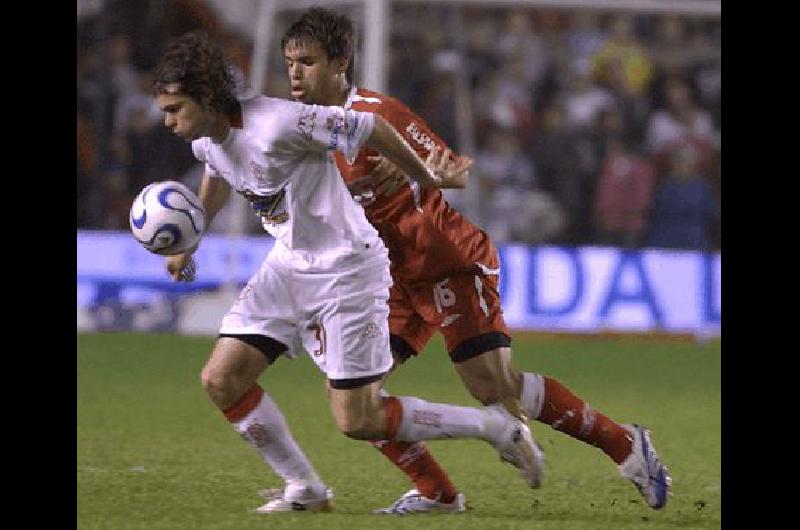 Tras golear a HuracÃn Independiente defenderÃ esta noche la punta en la cancha de ColÃ³n 