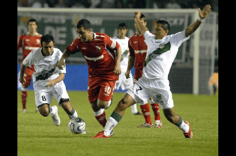 Banfield tratarÃ de no perder terreno en San Juan Archivo 