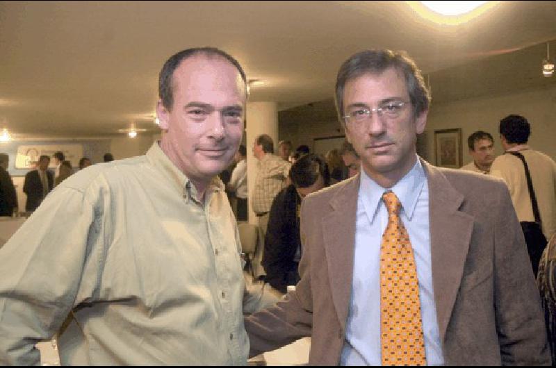 Alfredo Fisher junto a JosÃ© Eseverri intendente electo de OlavarrÃ­a 