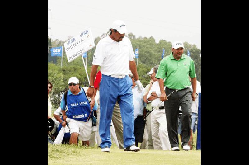 Eduardo Romero y Angel Cabrera durante la jornada de ayer en el Buenos Aires Golf Club AFP 