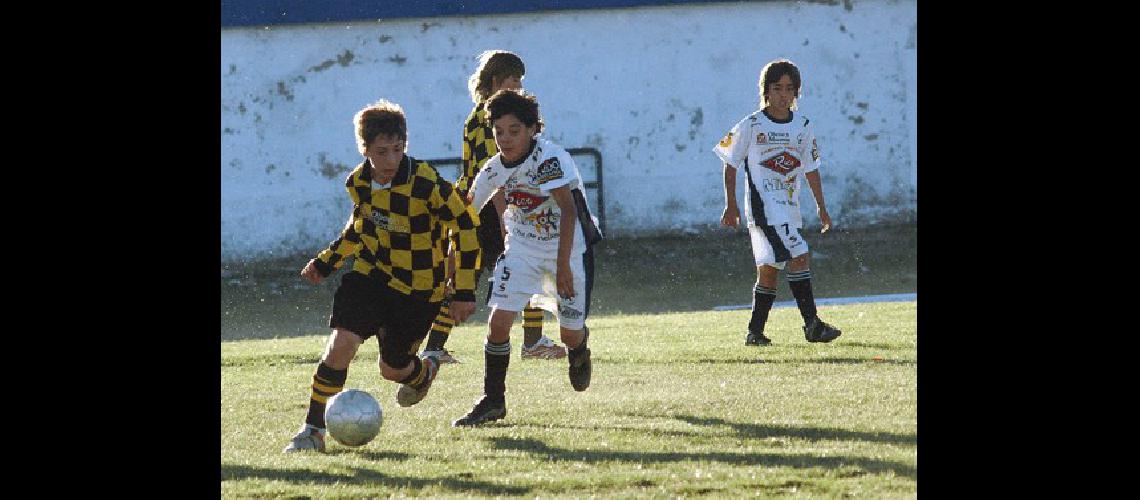 En el paralelo San MartÃ­n comenzÃ³ con una victoria ante Racing Marcelo Kehler 