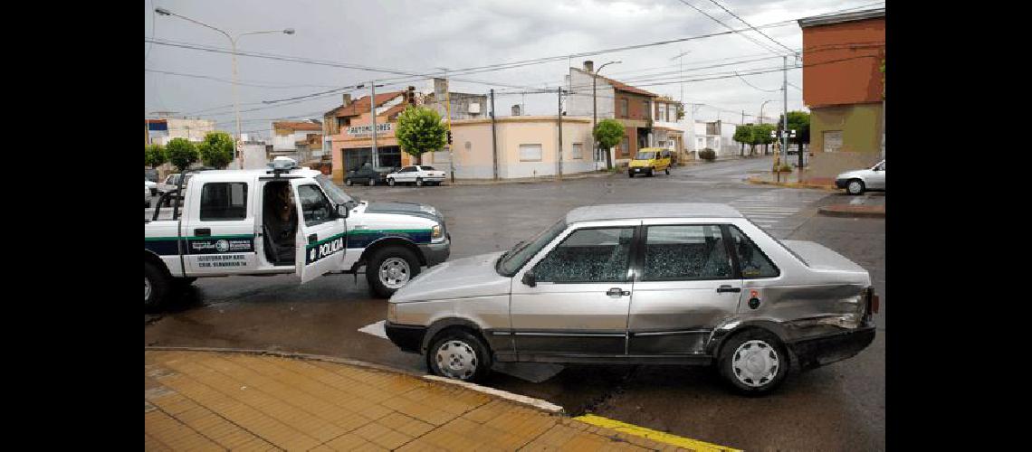 El choque se produjo en Lamadrid y ColÃ³n Carlos RamÃ­rez 