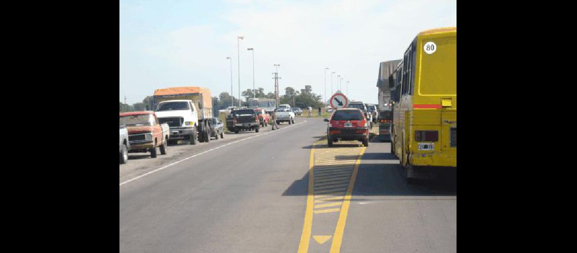 Ayer en BolÃ­var se cortÃ³ la ruta nacional 226 Gentileza La MaÃ±ana de BolÃ­var