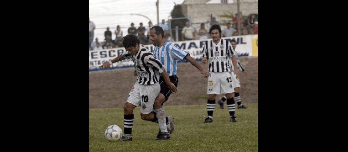 Estudiantes si gana hoy como visitante ante Hinojo serÃ el campeÃ³n local Archivo 