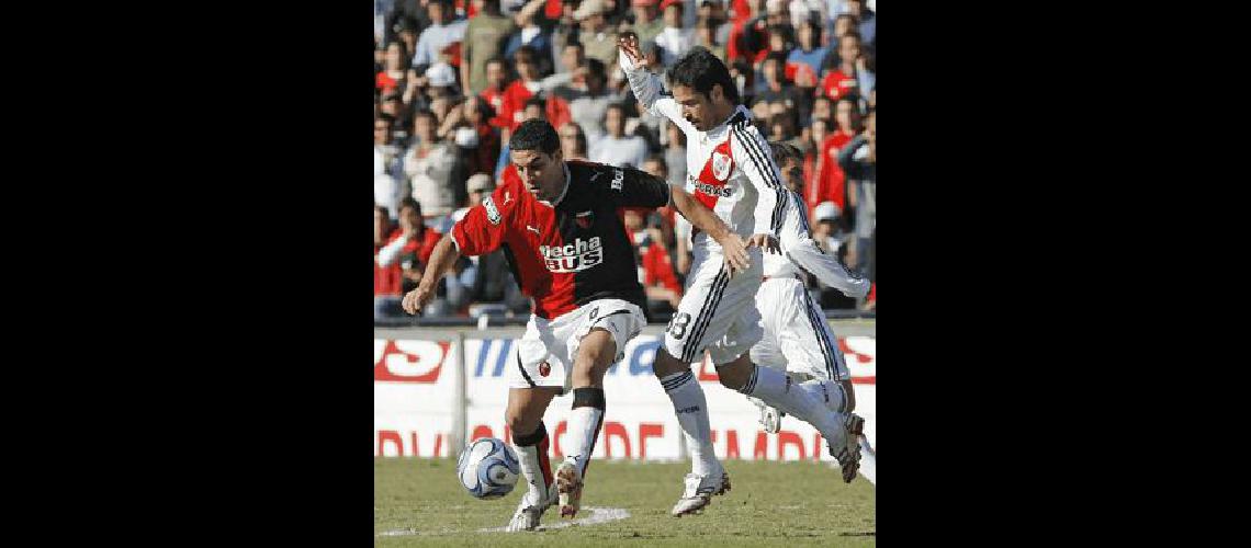 MatÃ­as Abelairas tuvo un buen rendimiento ante ColÃ³n e iniciÃ³ la jugada del primer gol millonario DyN 