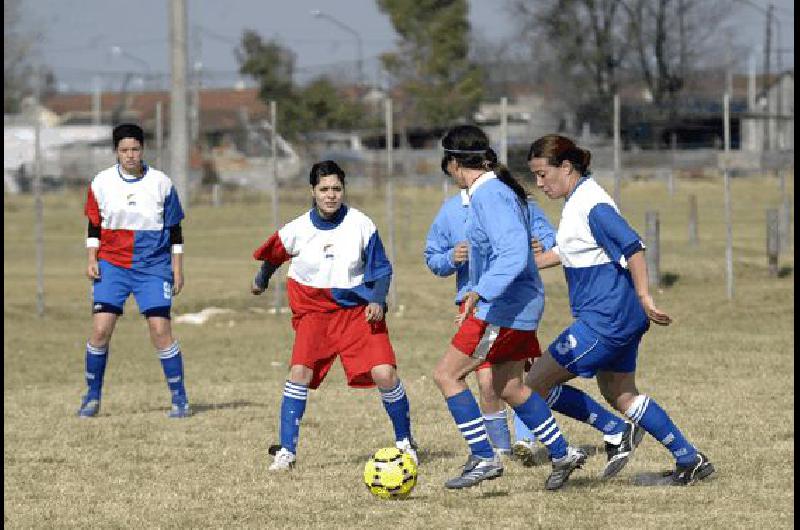 Las chicas del CEF NÂº 44 causaron una buena impresiÃ³n en el torneo regional Carlos RamÃ­rez 