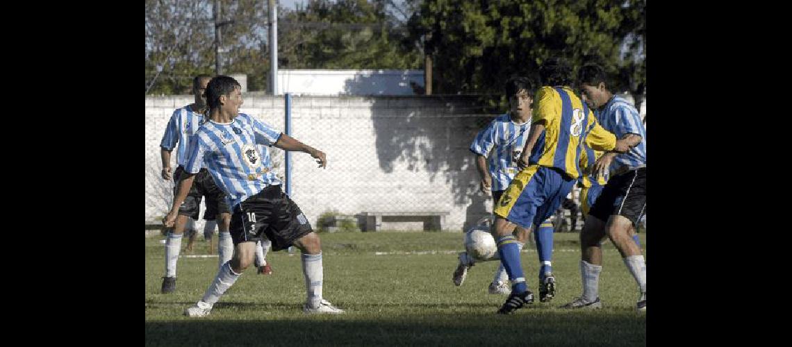 Ferro tratarÃ de sumar esta tarde su cuarto triunfo consecutivo en el Clausura Archivo 