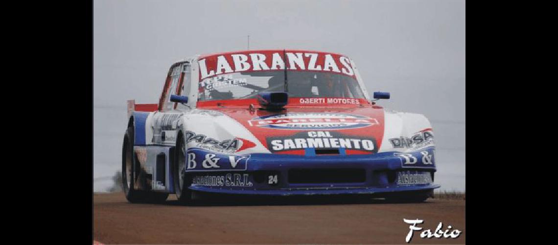 SebastiÃn CiprÃ©s con el Ford de Lincoln CompeticiÃ³n abandonÃ³ en la final de Posadas Gentileza SoloTCPista 