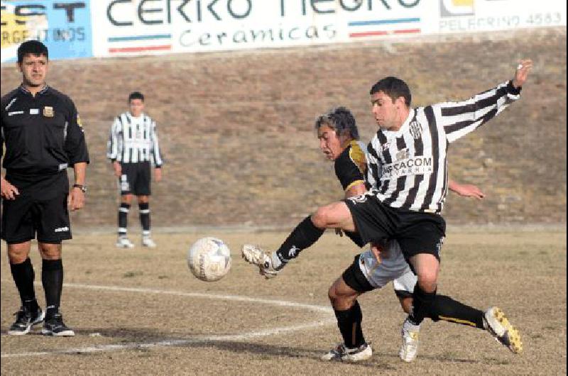 Estudiantes perdiÃ³ una figura importante como Nahuel Tessitore de cara a la definiciÃ³n con Ferro Carril Sud Archivo  Claudio MartÃ­nez 