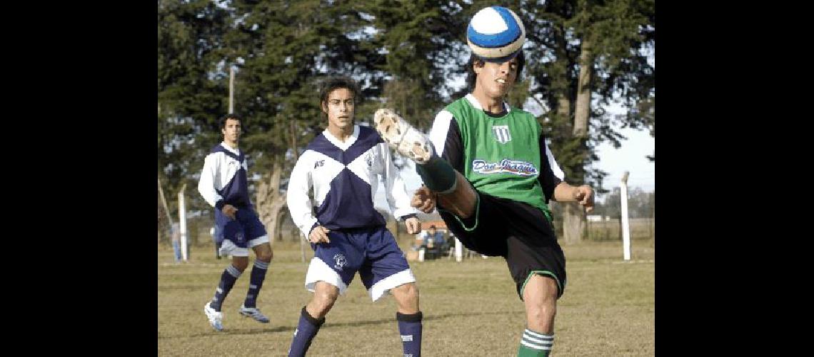 Hinojo intentarÃ cerrar un gran torneo con un buen resultado en la cancha de Estudiantes que le permita apoderarse del segundo lugar Archivo 