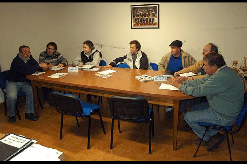 Adolfo Palahy Fabio Yaben Juan Esteban Alvarez Esteban Ringuelet JosÃ© Maceo Federico Colombi y Roberto Lapieza participaron el pasado lunes de la reuniÃ³n de la ABO Claudio MartÃ­nez 