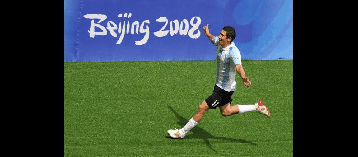 Angel Di MarÃ­a la figura del equipo argentino celebra el golazo que le convirtiÃ³ a Nigeria AFP 