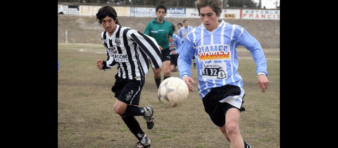 LilÃ�n de Laprida dio la sorpresa en el Parque Carlos Guerrero y le ganÃ³ a Estudiantes por 3 a 1 Claudio MartÃ­nez 