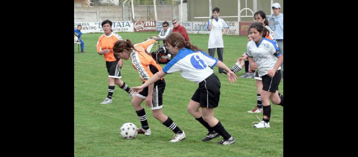 En fÃºtbol femenino cadetes Laprida quedÃ³ eliminado ante Dorrego Agencia 