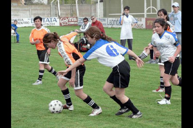 En fÃºtbol femenino cadetes Laprida quedÃ³ eliminado ante Dorrego Agencia 