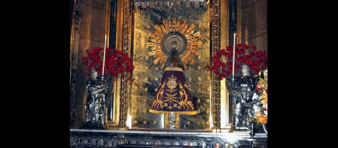 Los descendientes de espaÃ±oles festejarÃ�n el dÃ­a de la Virgen del Pilar 