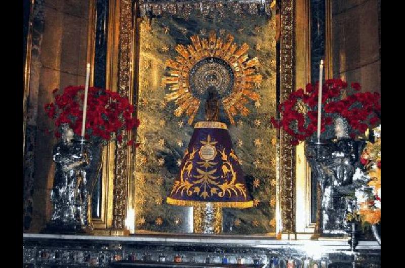 Los descendientes de espaÃ±oles festejarÃ�n el dÃ­a de la Virgen del Pilar 