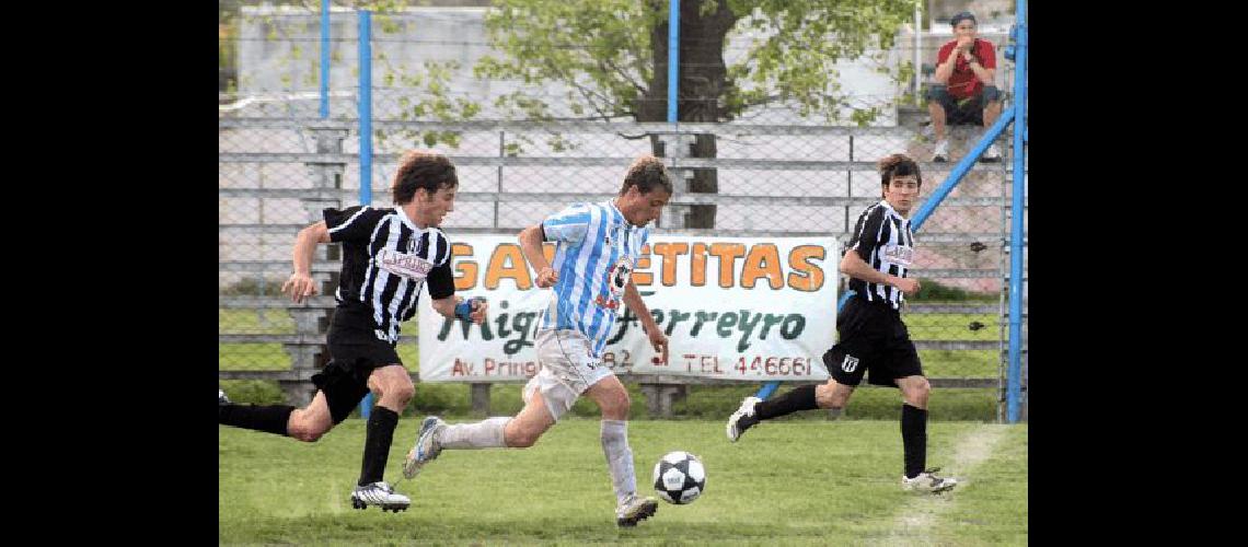 Ferro viaja hasta Laprida con una ventaja de 2-1 frente a Jorge Newbery Archivo 