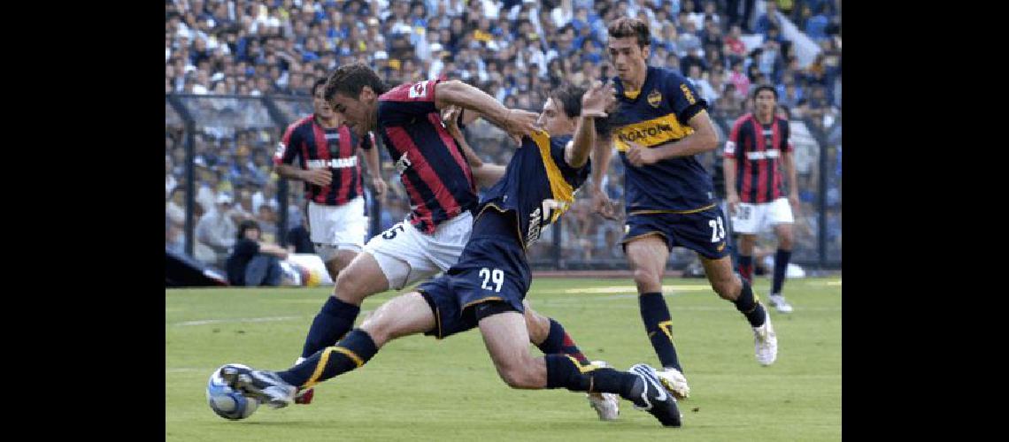 Boca y San Lorenzo con las secuelas que dejÃ³ el enfrentamiento de la semana pasada seguirÃn cada uno por su lado en la lucha por la corona Archivo 