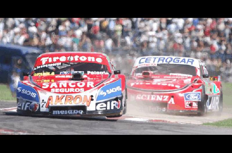 Duelo de marcas y campeonato- Ortelli (Chevrolet) y Silva (Ford) Archivo  TÃ©lam 