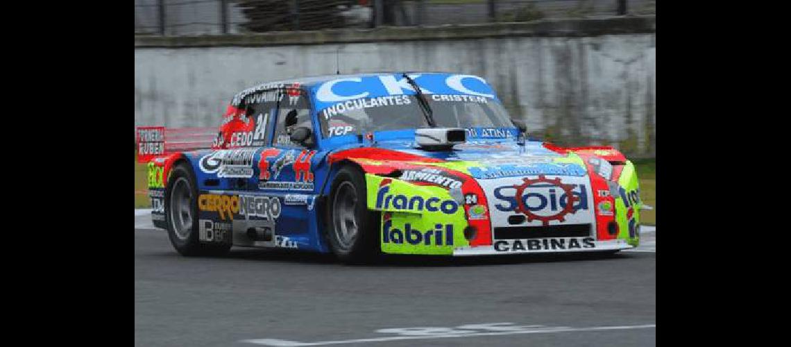 SebastiÃ�n CiprÃ©s con el Ford de Carlos Sava Ayer hizo el 1 en el GÃ�lvez ACTC 