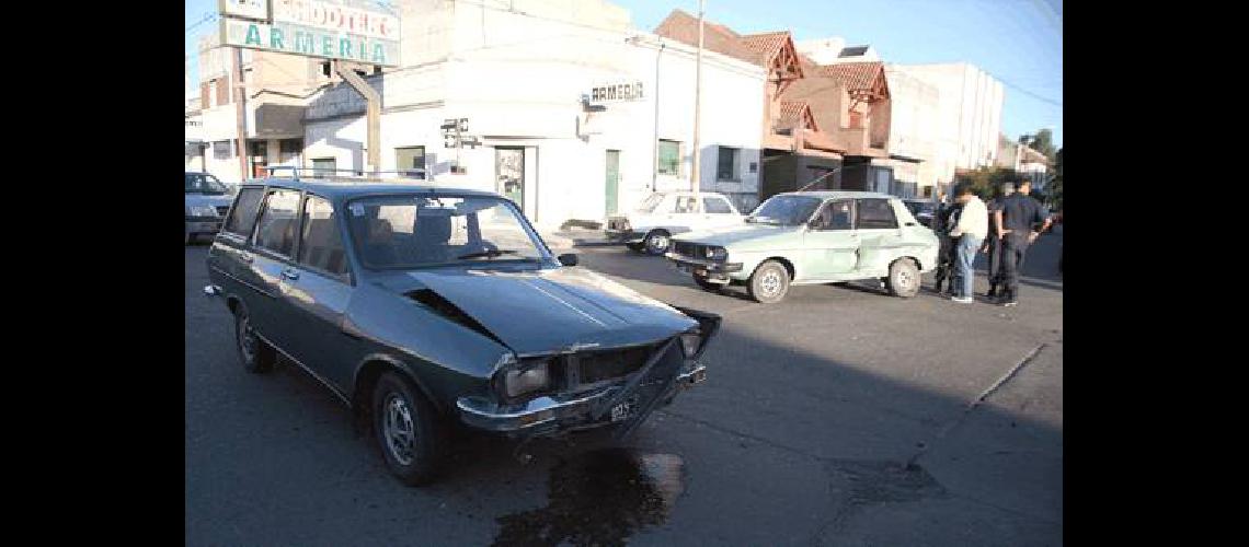 A las 2030 chocaron una Break y un automÃ³vil en Lamadrid y BolÃ­var Claudio MartÃ­nez 