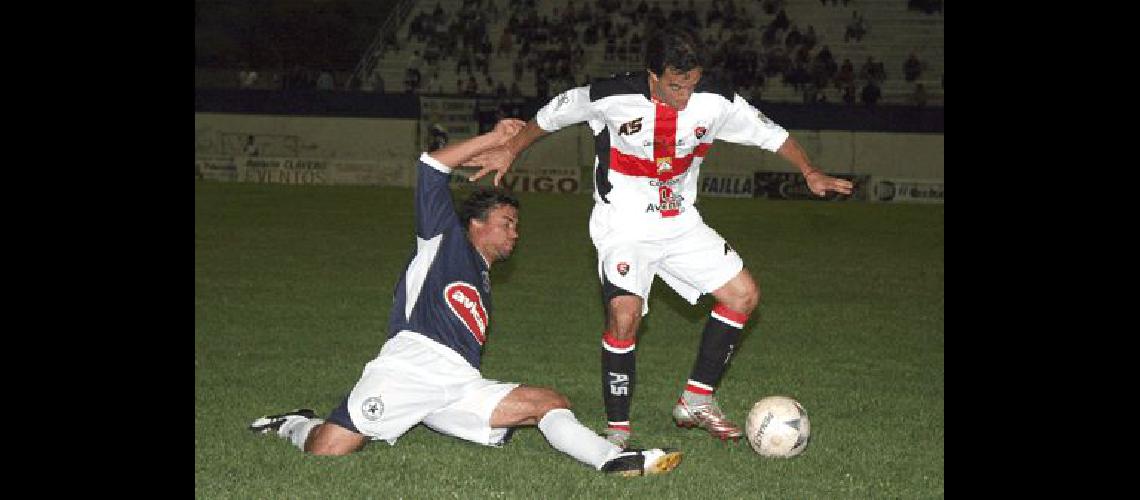 El equipo de Abelardo Carabelli sufriÃ³ un duro golpe el pasado martes ante Sporting en el Buglione Martinese Claudio MartÃ­nez 