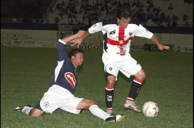 El equipo de Abelardo Carabelli sufriÃ³ un duro golpe el pasado martes ante Sporting en el Buglione Martinese Claudio MartÃ­nez 