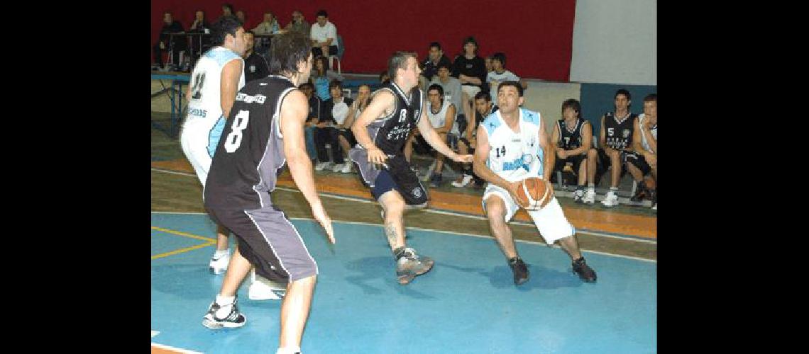 El equipo de Fernando Otaviano depende de sÃ­ mismo para poder acceder a los playoffs de octavos de final Archivo 