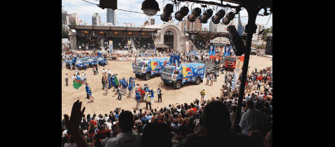 El predio de la Sociedad Rural fue el escenario para el cierre del espectacular Rally Dakar Fotos AFP 