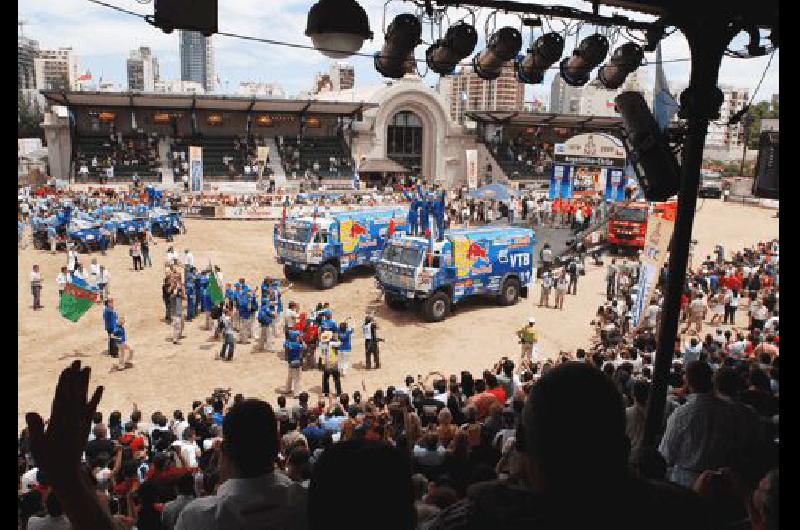 El predio de la Sociedad Rural fue el escenario para el cierre del espectacular Rally Dakar Fotos AFP 