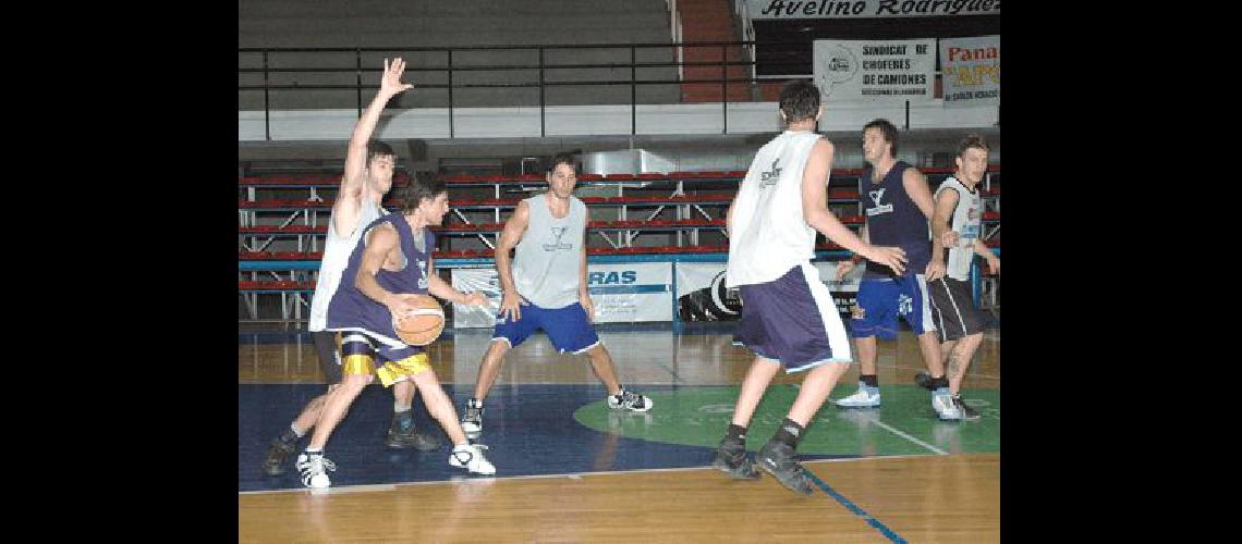 El equipo de Irineo Galli se entrenÃ³ con todo durante la semana para intentar revertir la serie ante los bahienses Marcelo Kehler 