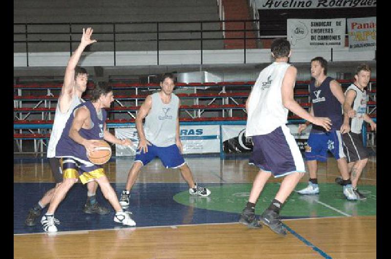 El equipo de Irineo Galli se entrenÃ³ con todo durante la semana para intentar revertir la serie ante los bahienses Marcelo Kehler 