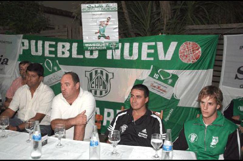 El equipo albiverde fue presentado anoche en conferencia de prensa Claudio MartÃ­nez 