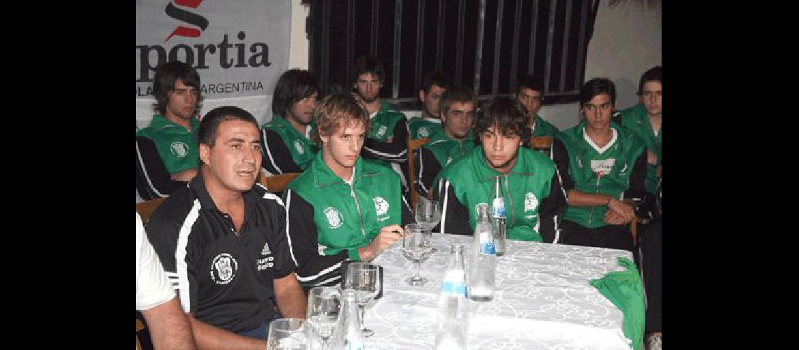 El equipo de Pueblo Nuevo fue presentado en sociedad el pasado viernes  Claudio MartÃ­nez 