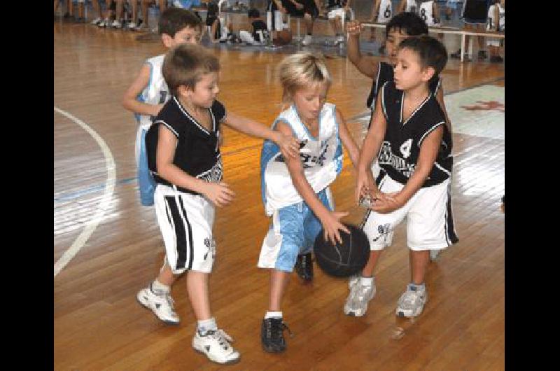 Los chicos arrancarÃn hoy la actividad de divisiones formativas de 2009 Archivo 