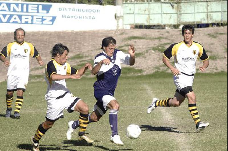 El FortÃ­n no pasÃ³ sobresaltos y le ganÃ³ a El Provincial por 3 a 1 en la cancha de Estudiantes Carlos RamÃ­rez 