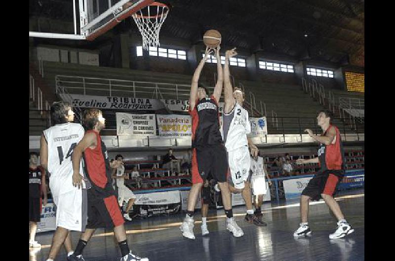 El Bata le ganÃ³ a Independiente de Tandil el pasado domingo en el Gran Gimnasio Carlos RamÃ­rez 