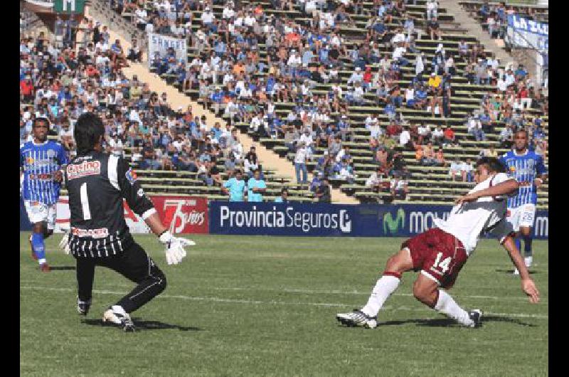 LanÃºs viene de ganarle en Mendoza a Godoy Cruz AFP 