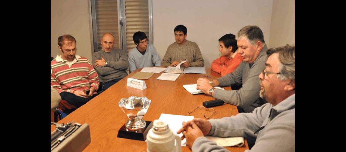 Los dirigentes se reunieron anoche para ordenar el calendario de los torneos Marcelo Kehler 