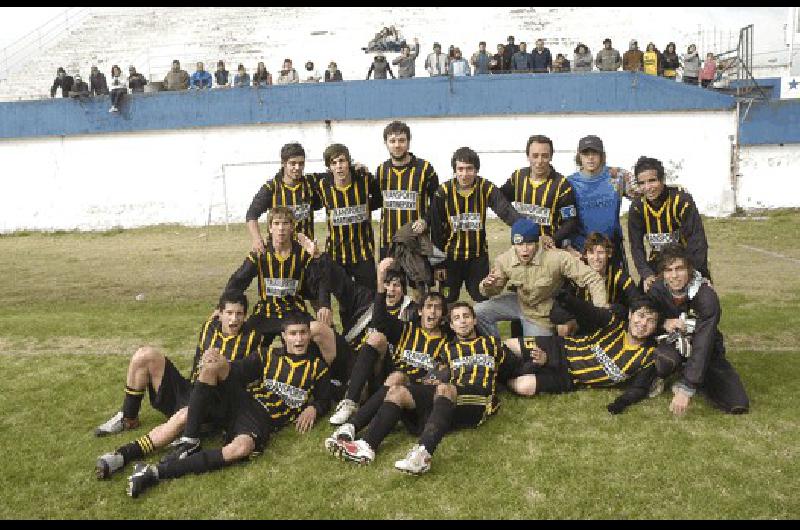 La Sub 21 de San MartÃ­n festejÃ³ un tÃ­tulo despuÃ©s de cinco aÃ±os Carlos RamÃ­rez 