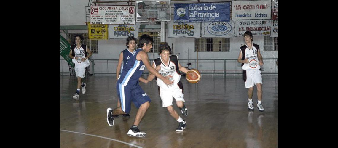 En el gimnasio albiverde se disputarÃ hoy el torneo SÃºper 4 de la categorÃ­a Sub 19 Archivo 