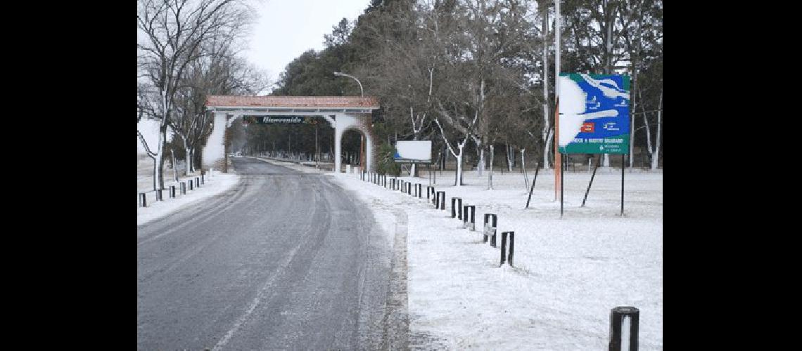 La portada del Balneario con un panorama atÃ­pico 