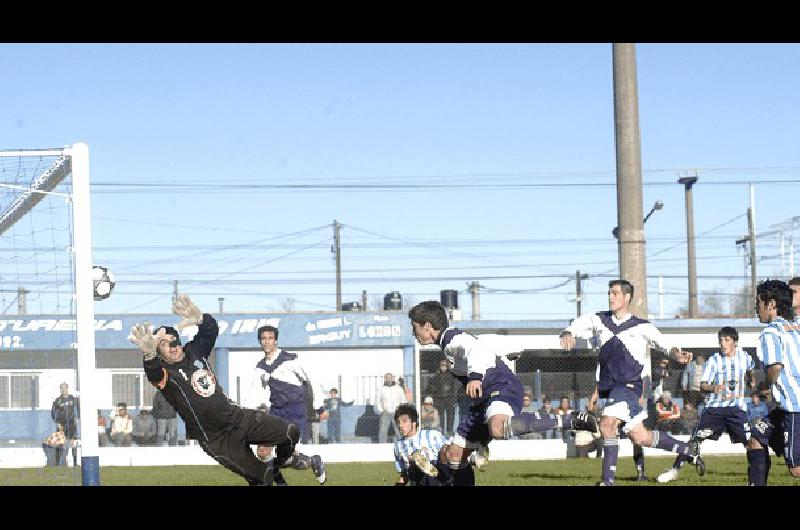 El FortÃ­n al igual que en el Apertura le ganÃ³ a Ferro Carril Sud Carlos RamÃ­rez 