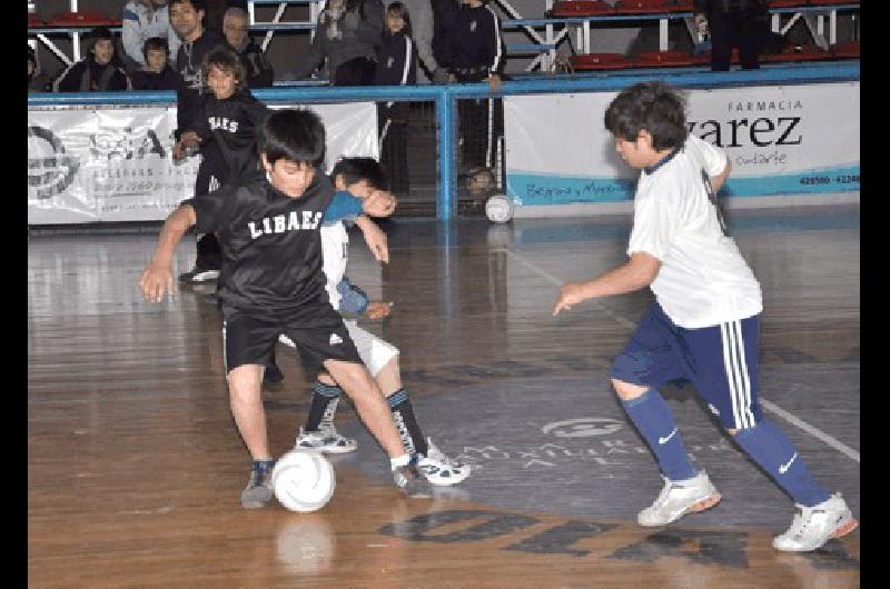 El baby se juega en el Gran Gimnasio de Estudiantes Marcelo Kehler 