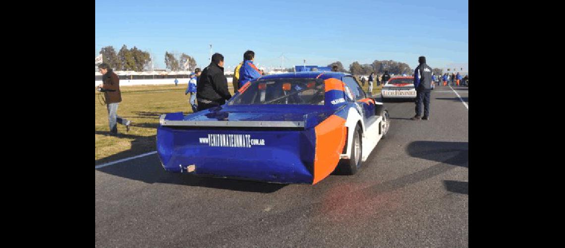 AndrÃ©s De Vega arrancÃ³ en La Plata Ahora pretende en agosto jugar de local Foto- wwwvenitomateunmatecomar 