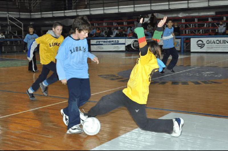 El baby de Estudiantes continÃºa hoy pero en la cancha sintÃ©tica Archivo 