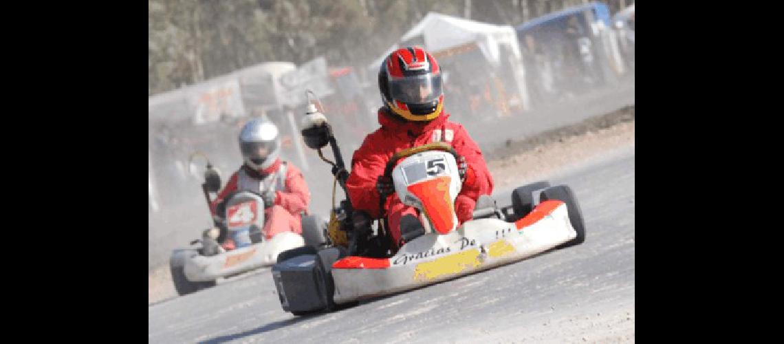 Luciano Picazo es el dominador en Mayores 50 cc 